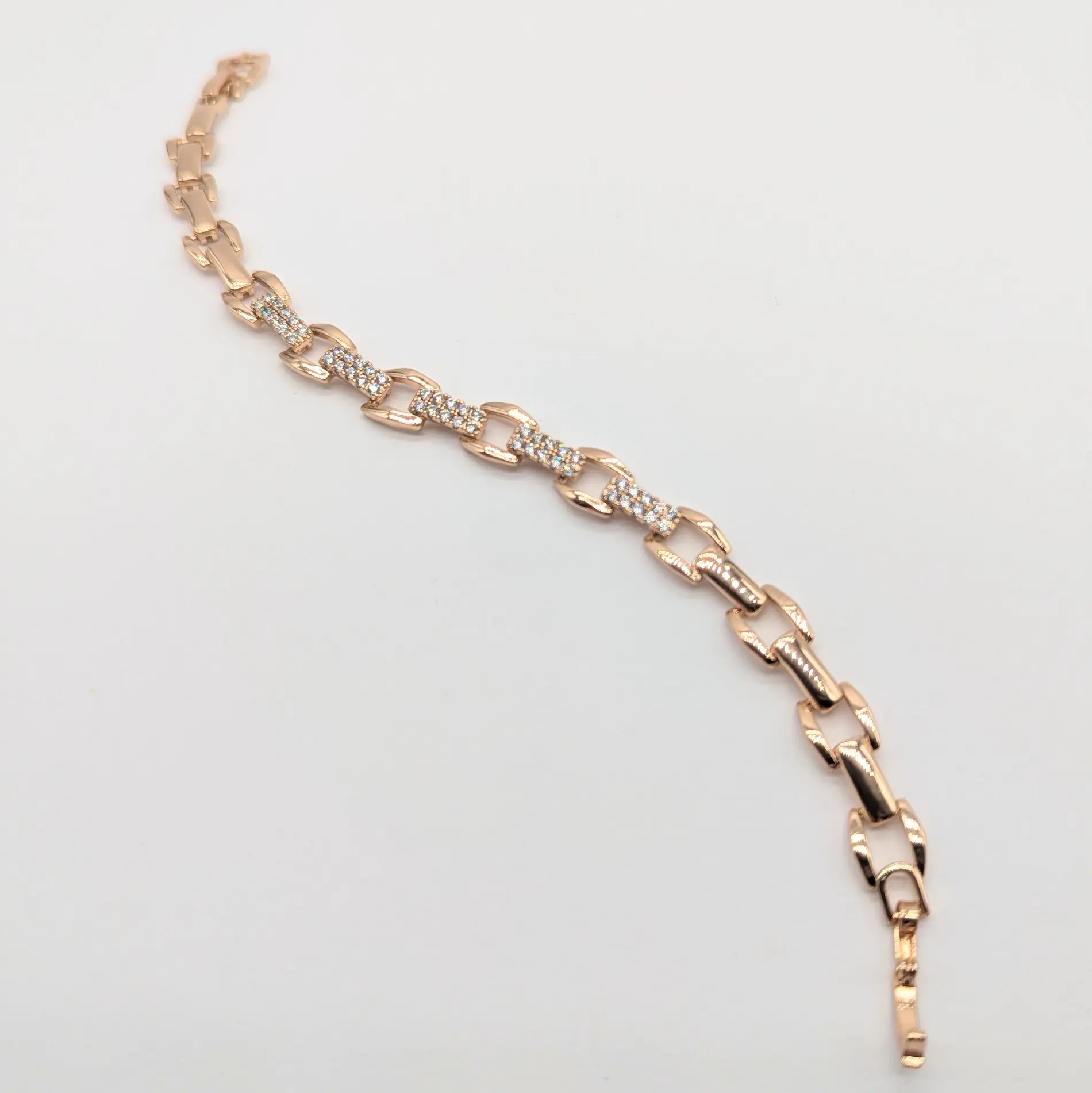 Браслет ХР 18К “Каріна” з цирконієм, довжина 19 см, ширина 0.7 см