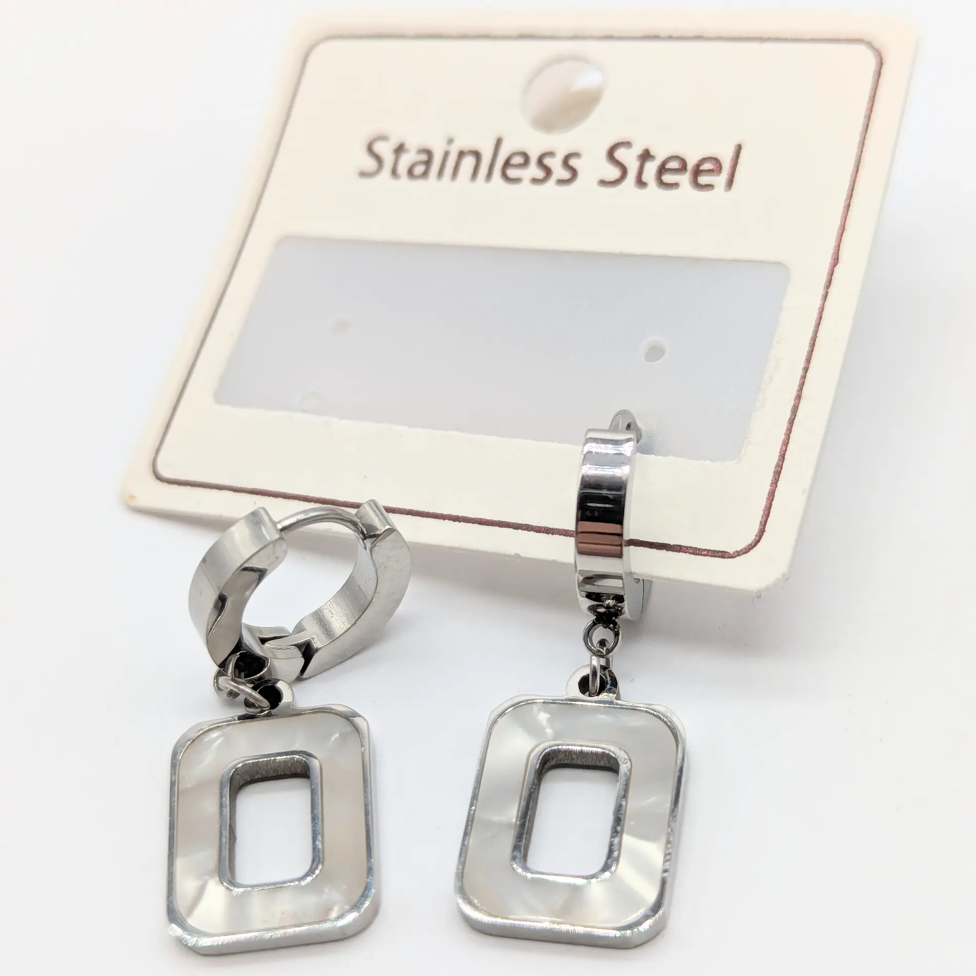 Серьги Stainless Steel РС «Диагональ» Сталь. Серебро с перламутровой вставкой, длина 3.4 см × ширина 1.1 см