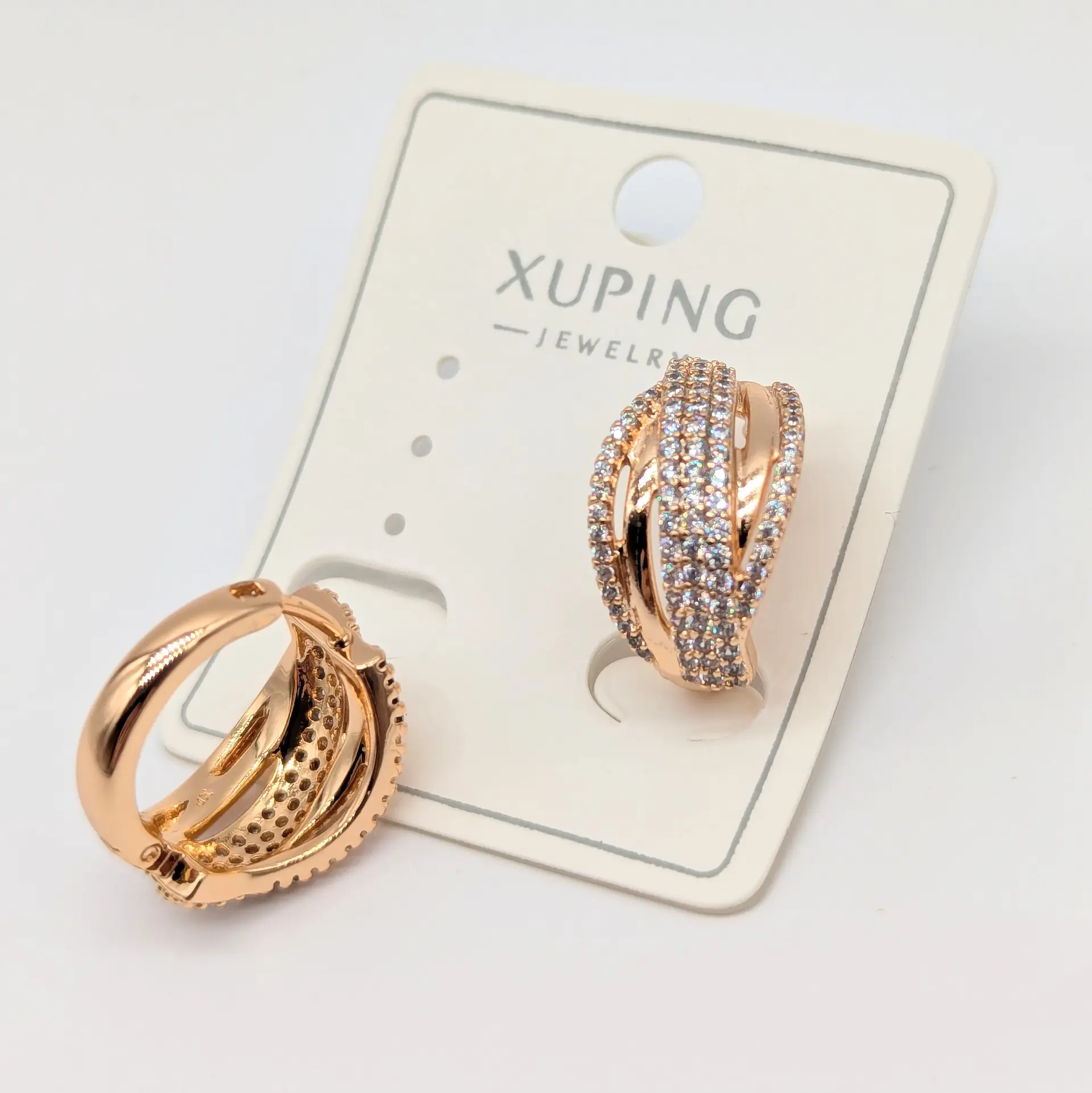 Сережки Xuping 18к «Золотий ритм» з цирконієм, 1.2*1.4 см