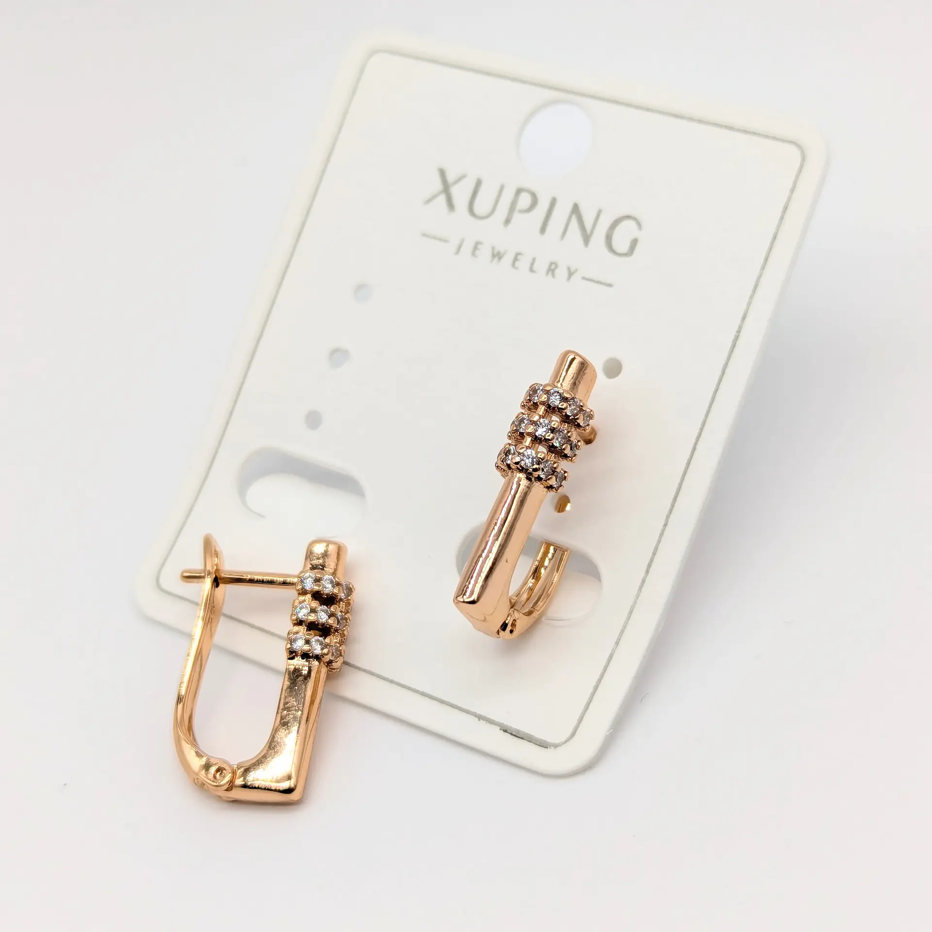 Сережки Xuping 18к «Золота спіраль» з цирконієм, 0.5*1.9 см