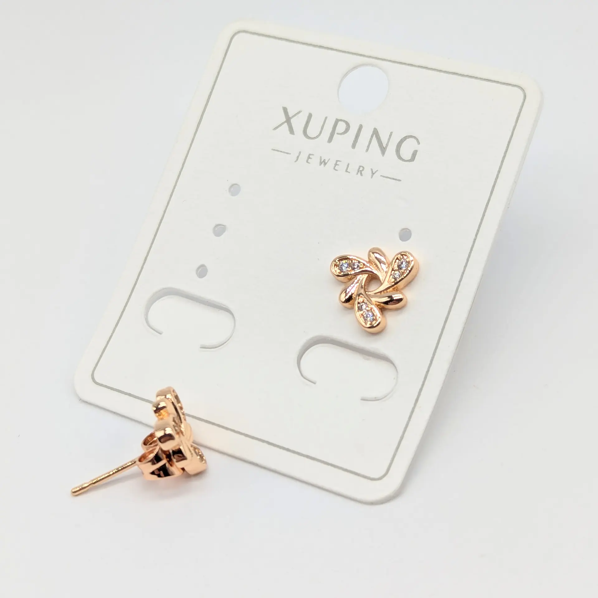 Сережки Xuping 18к «Золоте вихорце» з цирконієм, 0.9*0.9 см