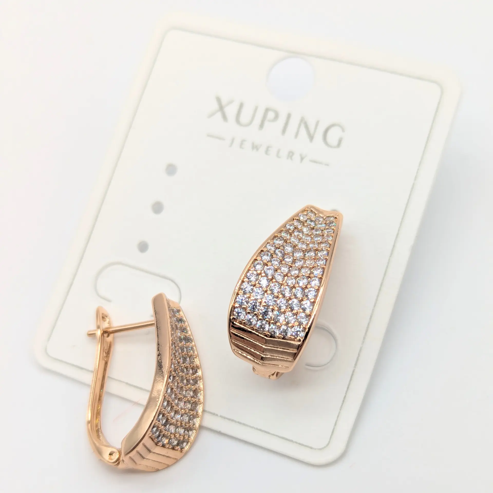 Сережки Xuping 18к «Сяйво Розкоші»,0.9*1.9 см