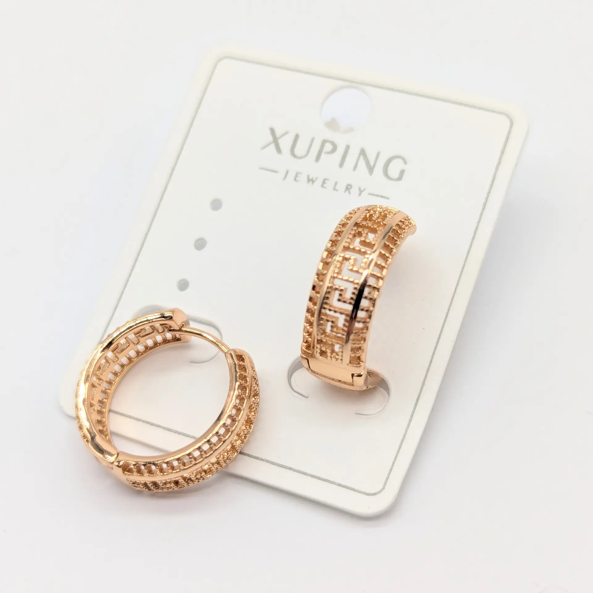 Сережки Xuping 18к «Золотий Орнамент», 0.7*1.8 см