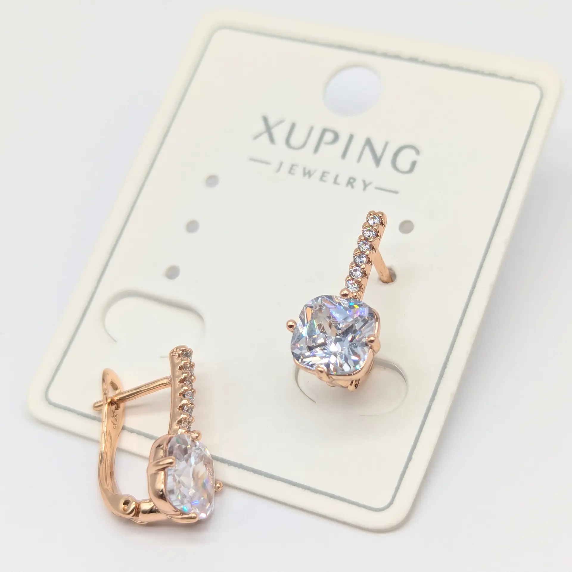 Сережки Xuping 18к «Кришталевий Блиск», 0.8*1.6 см