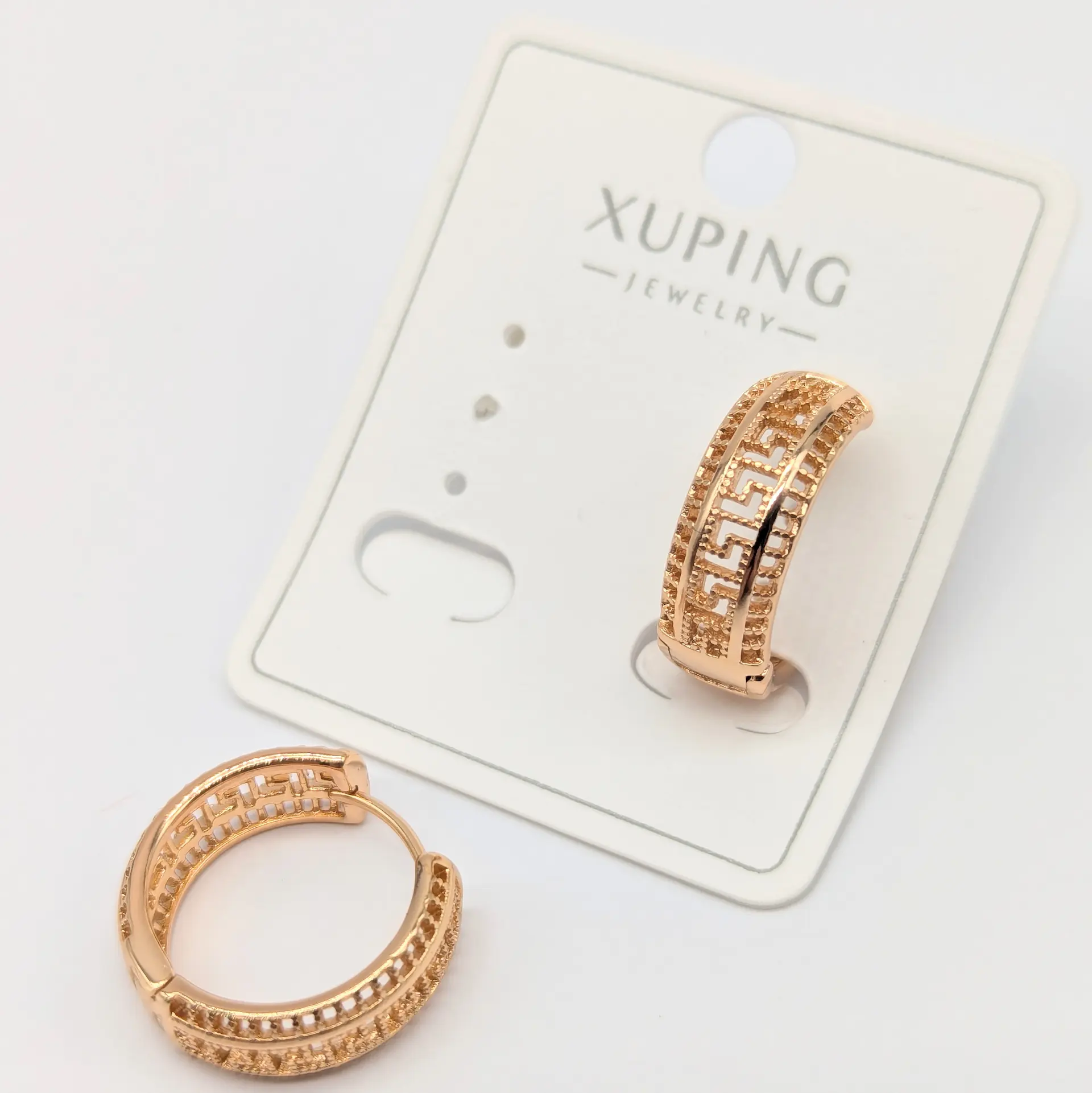 Сережки Xuping 18к «Золотий Орнамент», 0.7*1.9 см