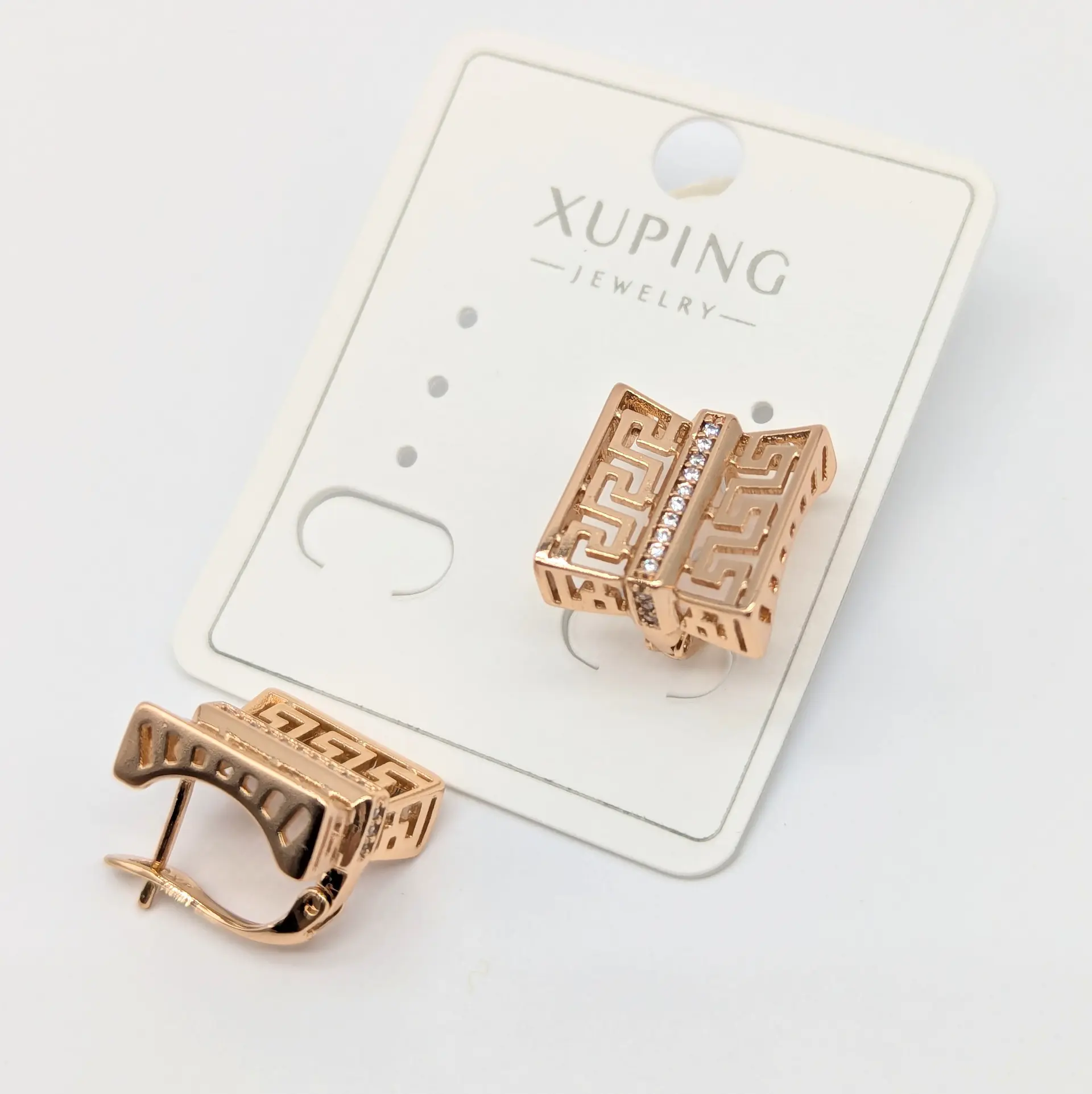 Сережки Xuping 18к «Золотий Лабіринт», 1.3*1.4 см