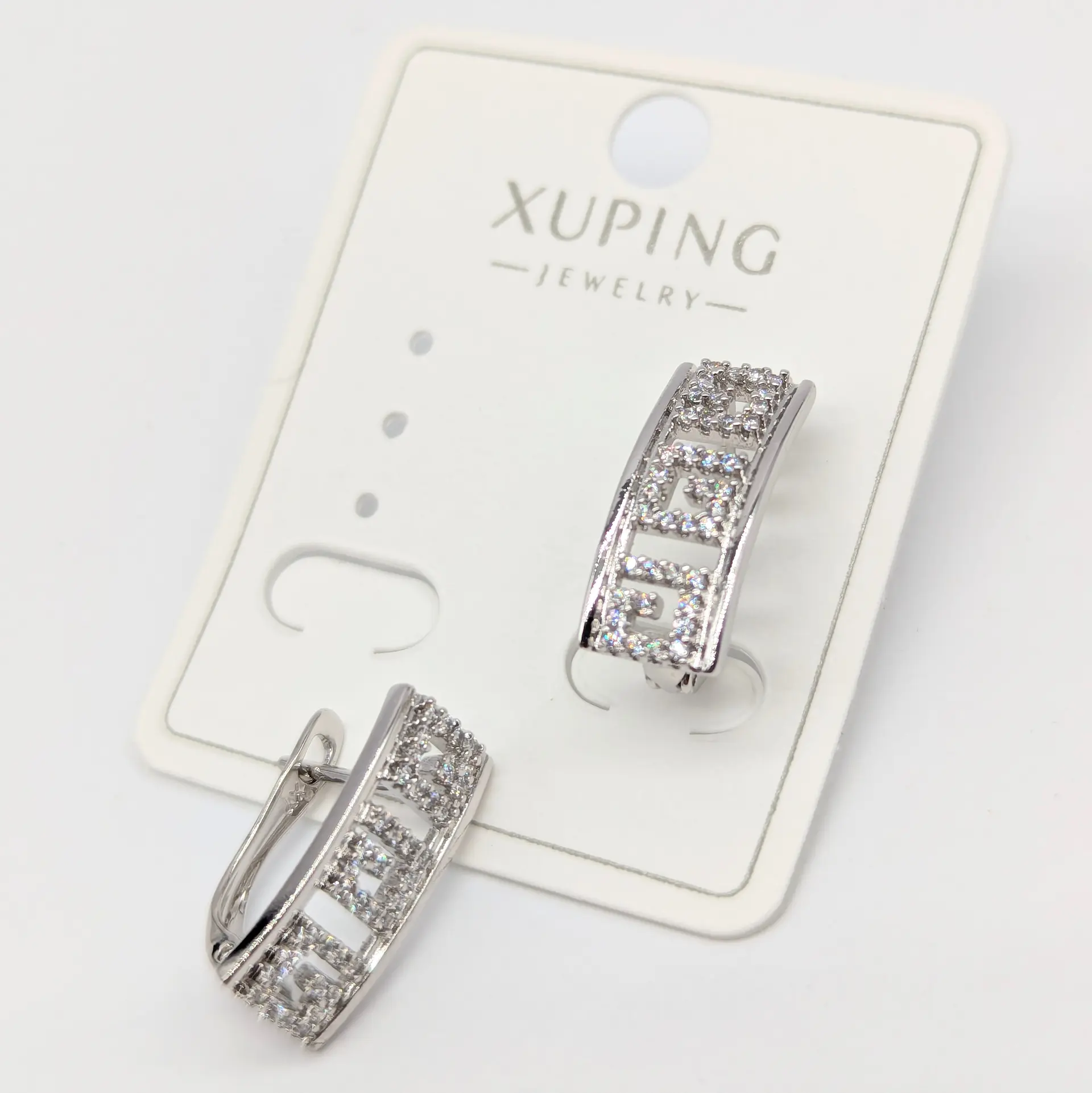 Сережки Xuping «Срібний Лабіринт», 0.7*1.8 см