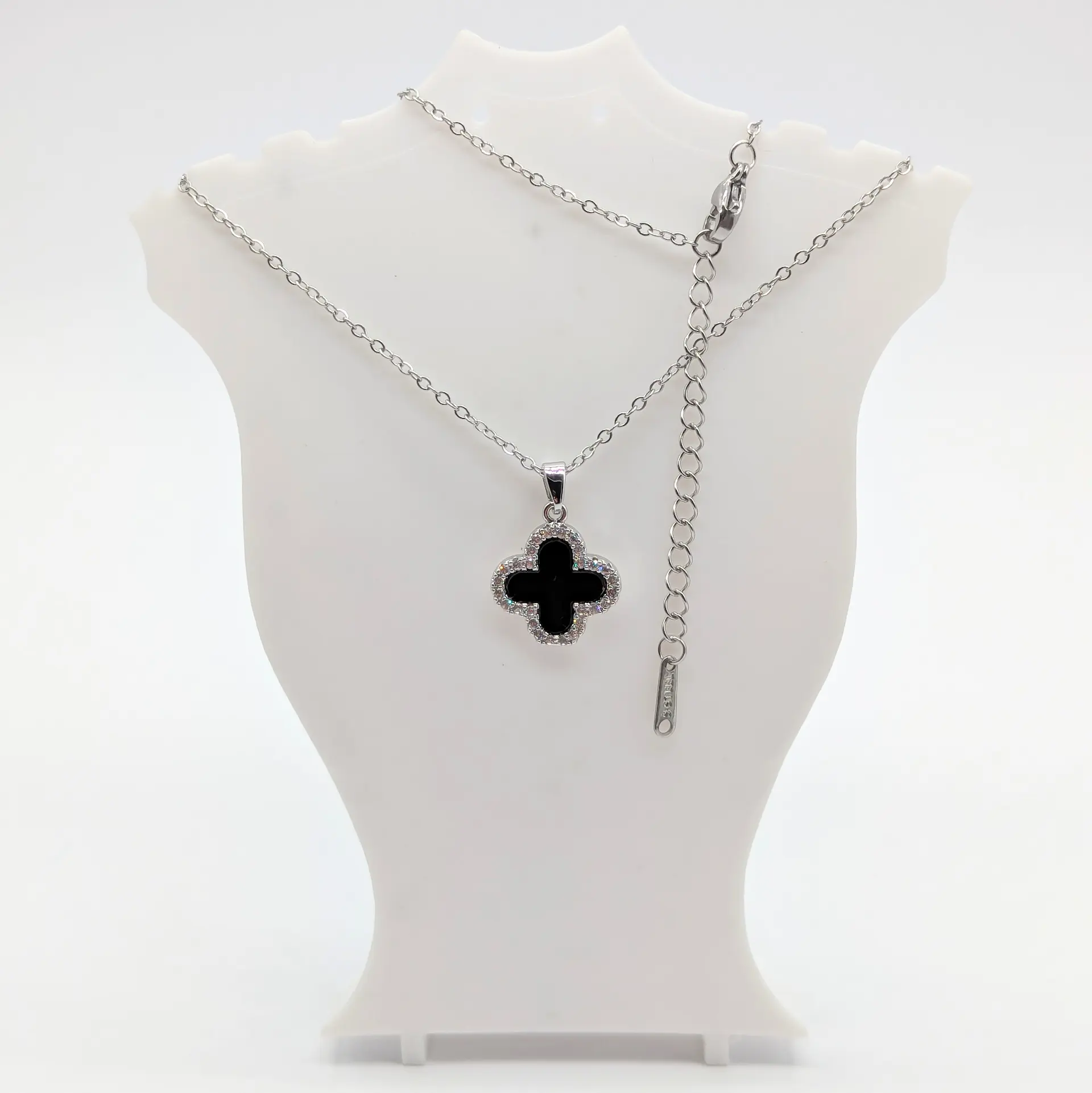 Ланцюжок Stainless Steel, срібний «Чорний Клевер Грації», 41+5 см