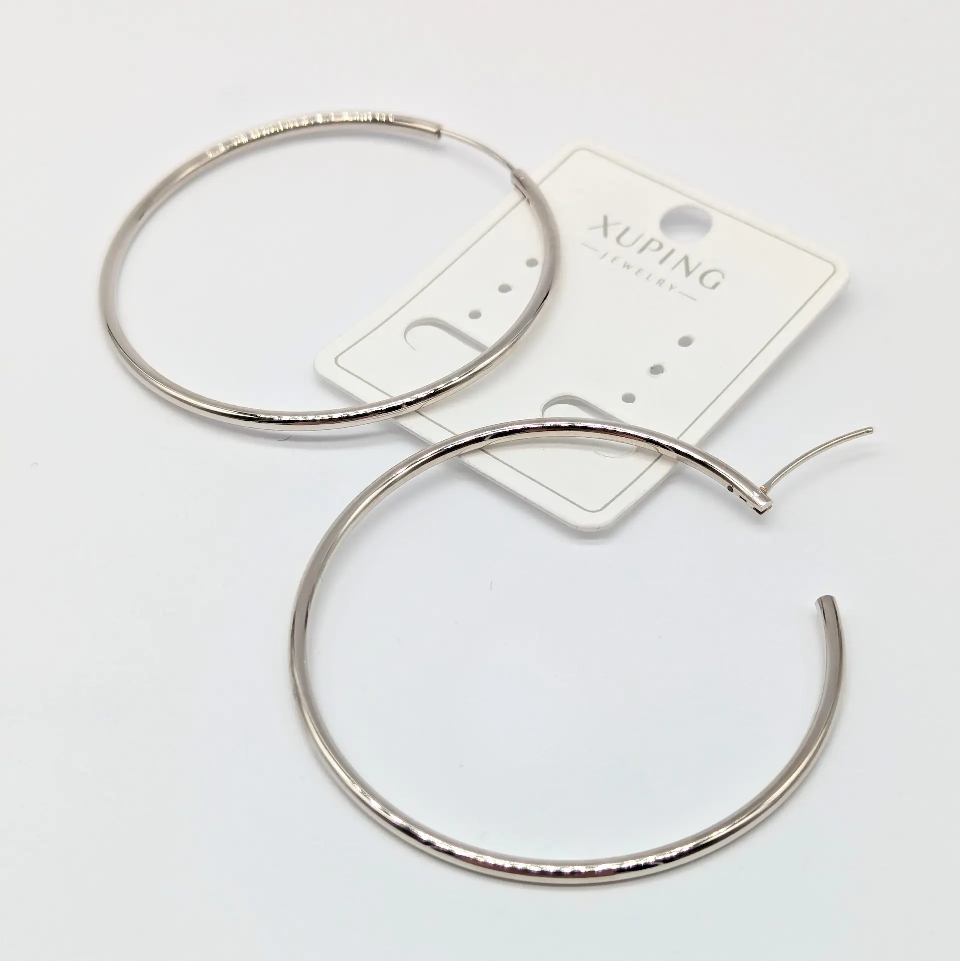Сережки Xuping срібні «Холодне Коло», діам. 5.2 см