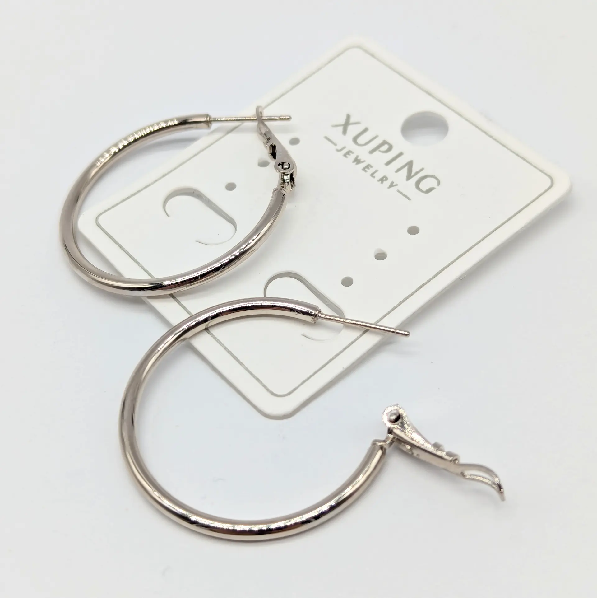 Сережки Xuping срібні «Холодний Контур», діам.  3см