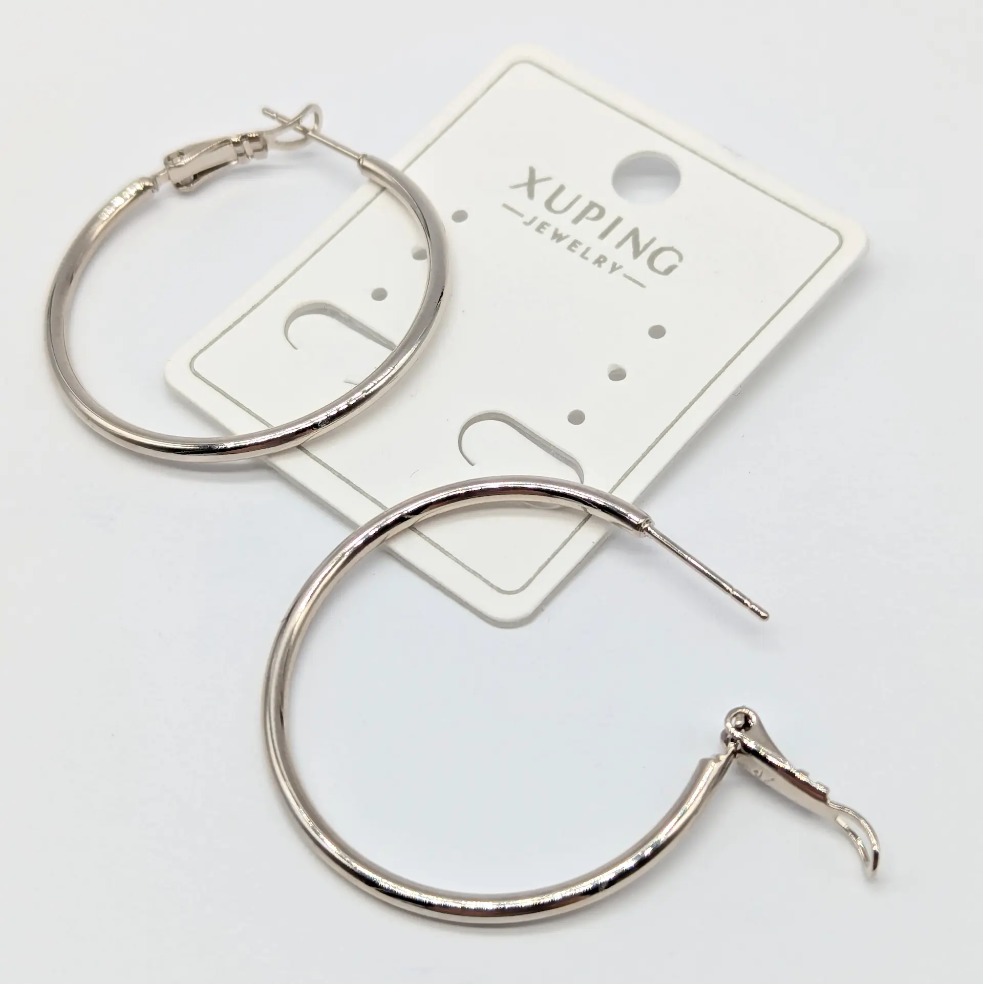 Сережки Xuping срібні «Холодне Коло», діам. 3.5 см