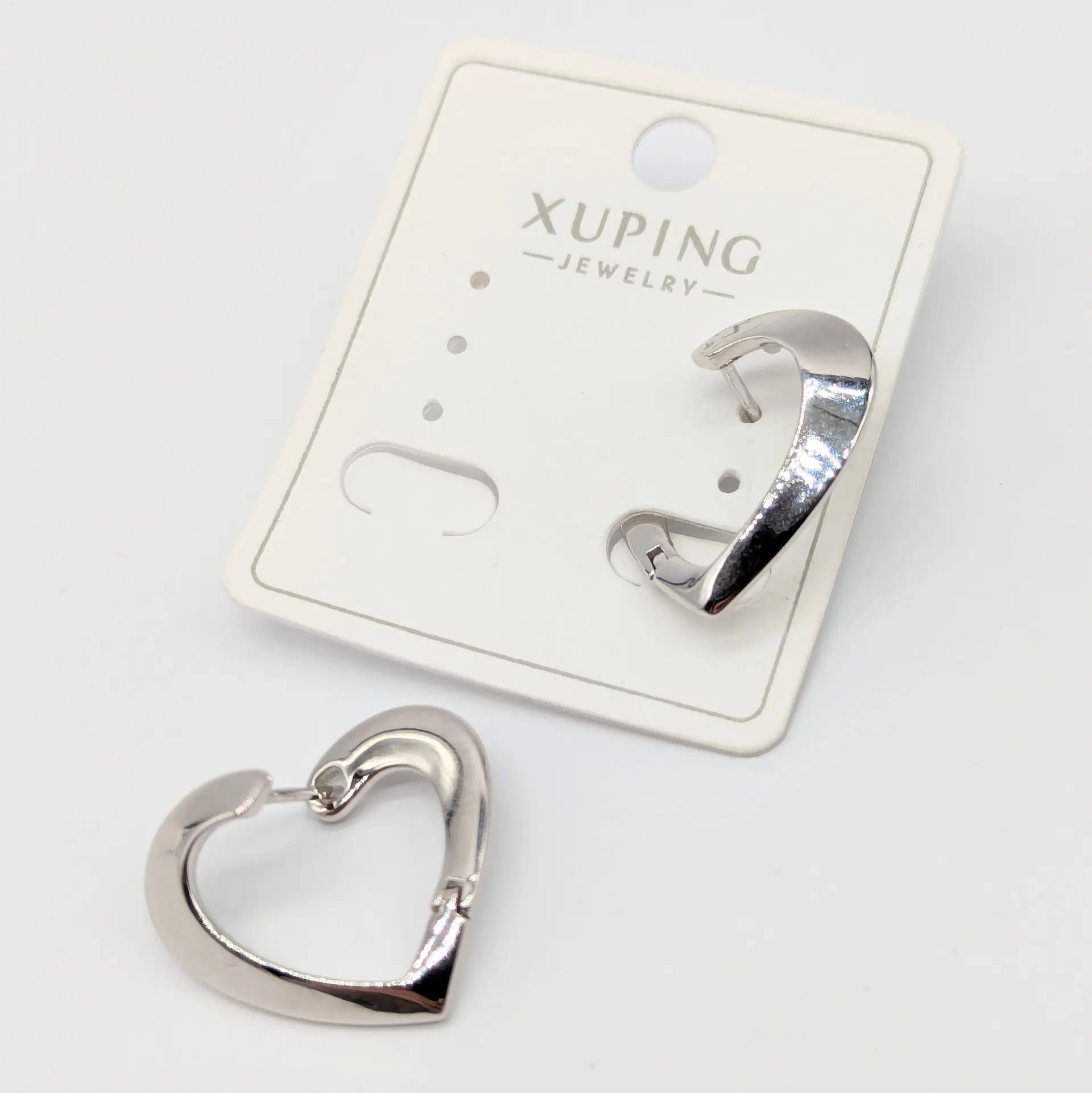 Сережки Xuping «Срібне Натхнення», 1.9*2.1 см