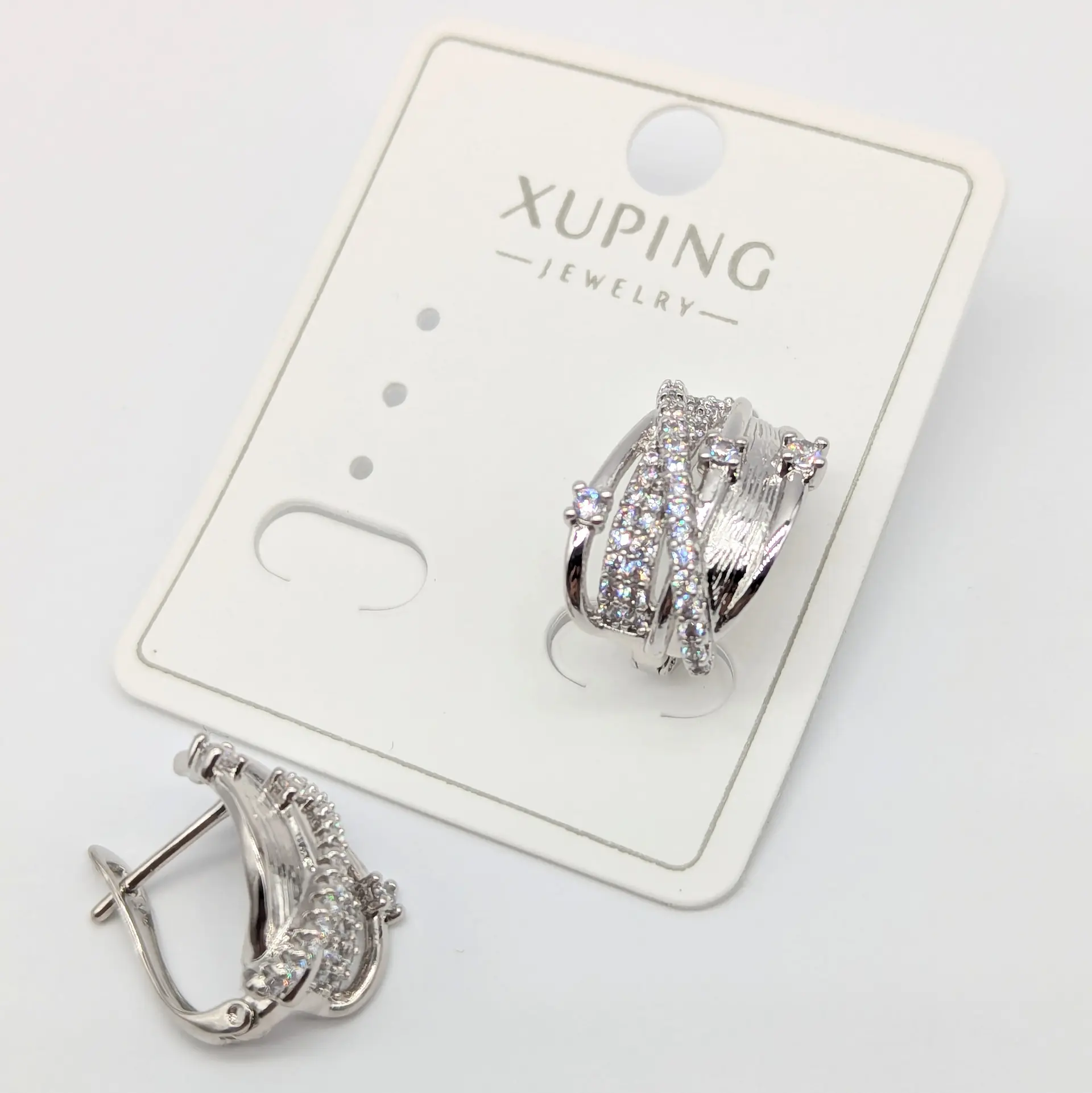 Сережки Xuping «Срібна Симфонія Блиску», 1.1*1.5 см