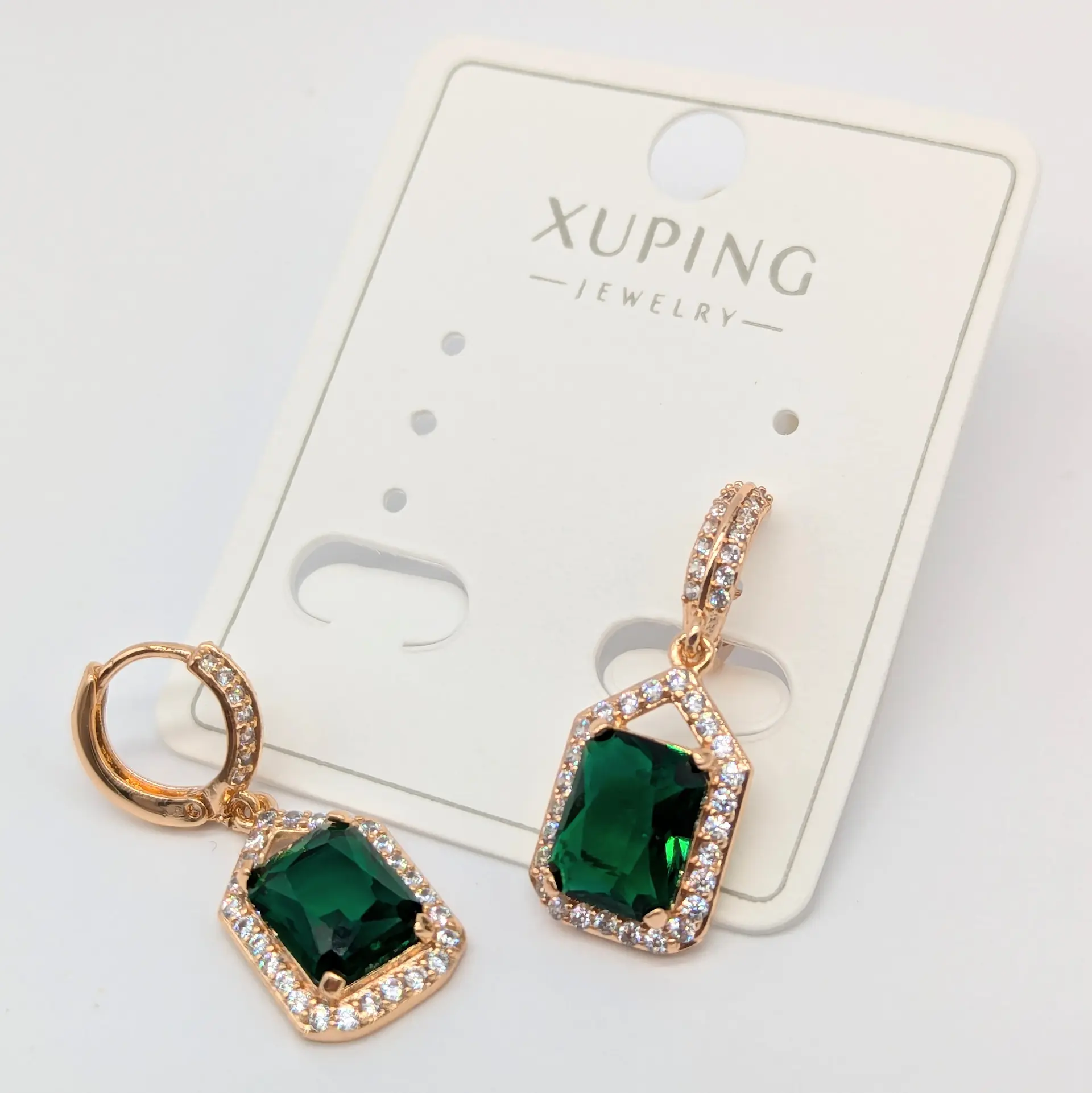 Сережки Xuping 18к «Смарагдовий блиск» 1*2.6 см