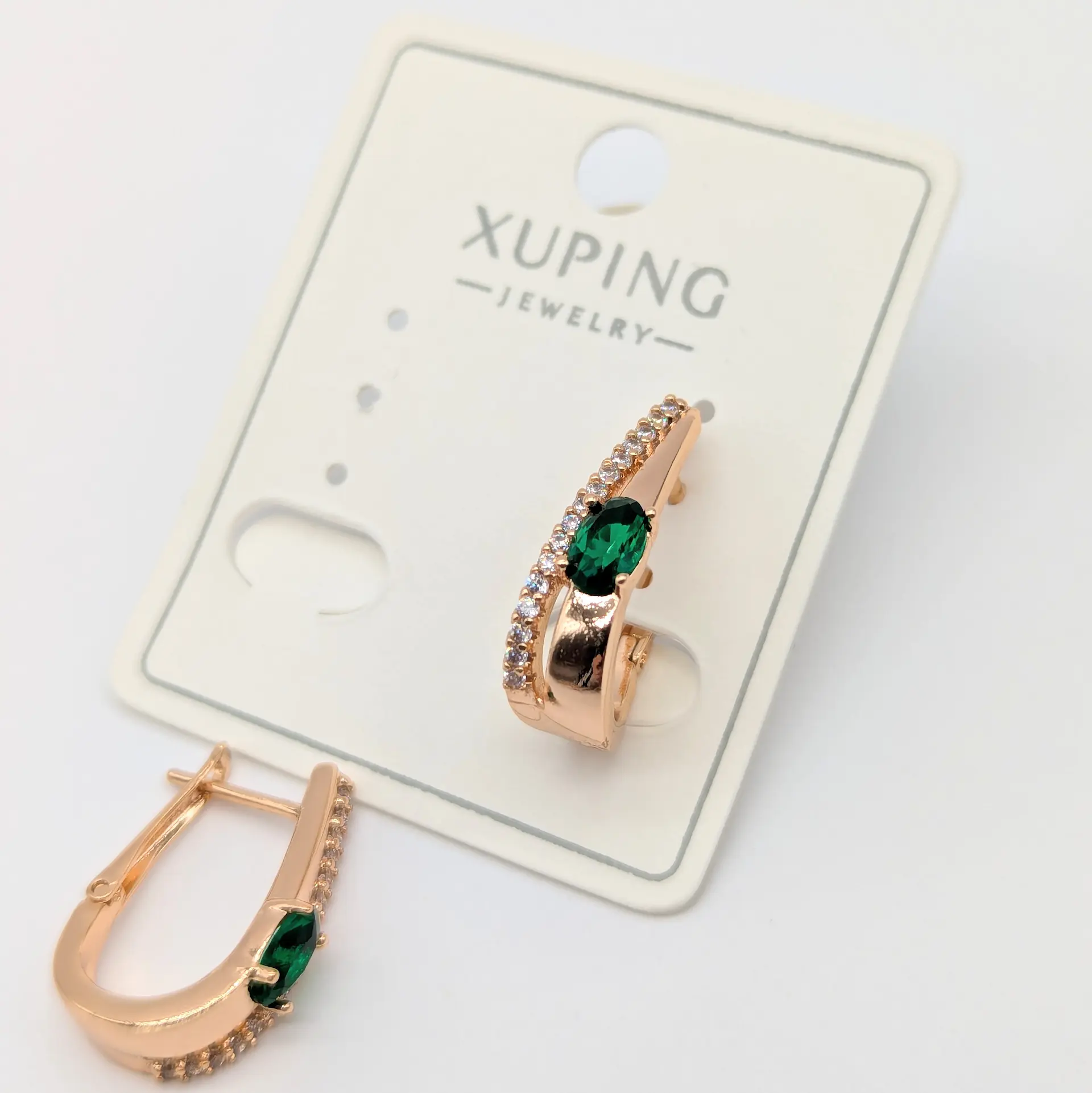 Сережки Xuping 18к «Смарагдовий Акцент», 0.6*2.1 см