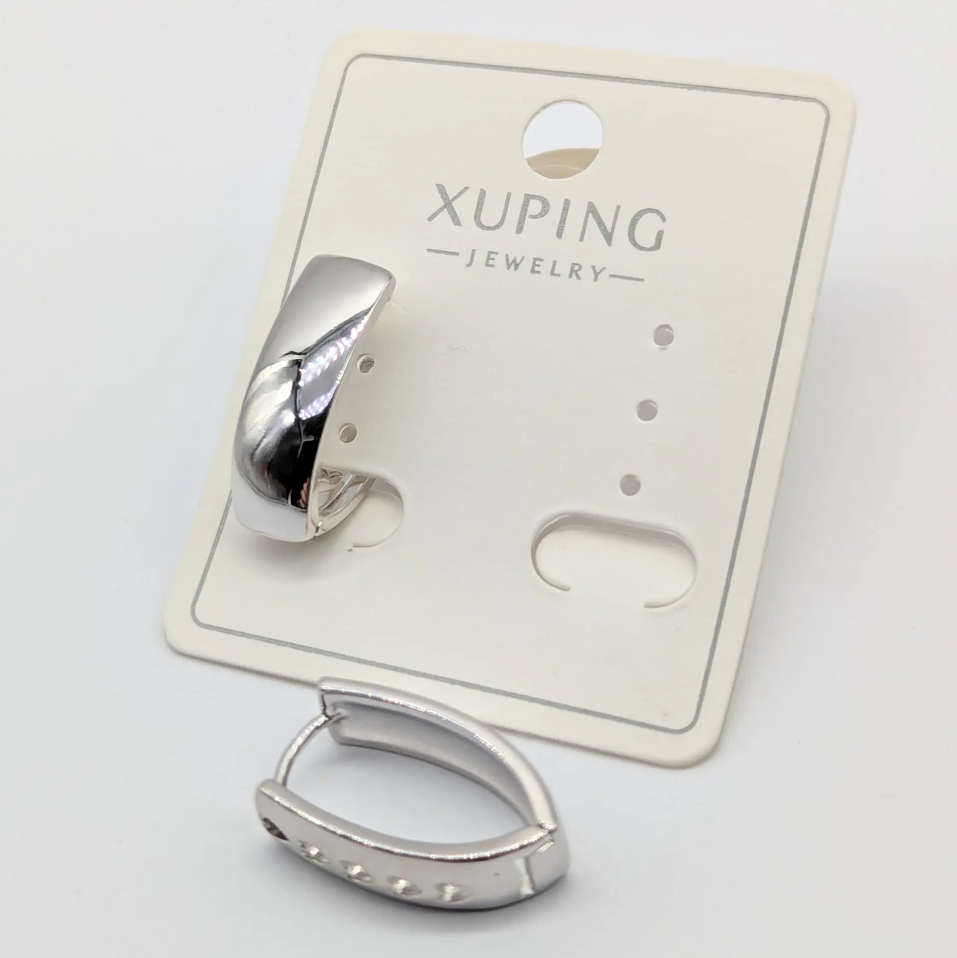 Сережки Xuping срібні «Сільвер Мінімал Шайн», 0.6*1.9 см